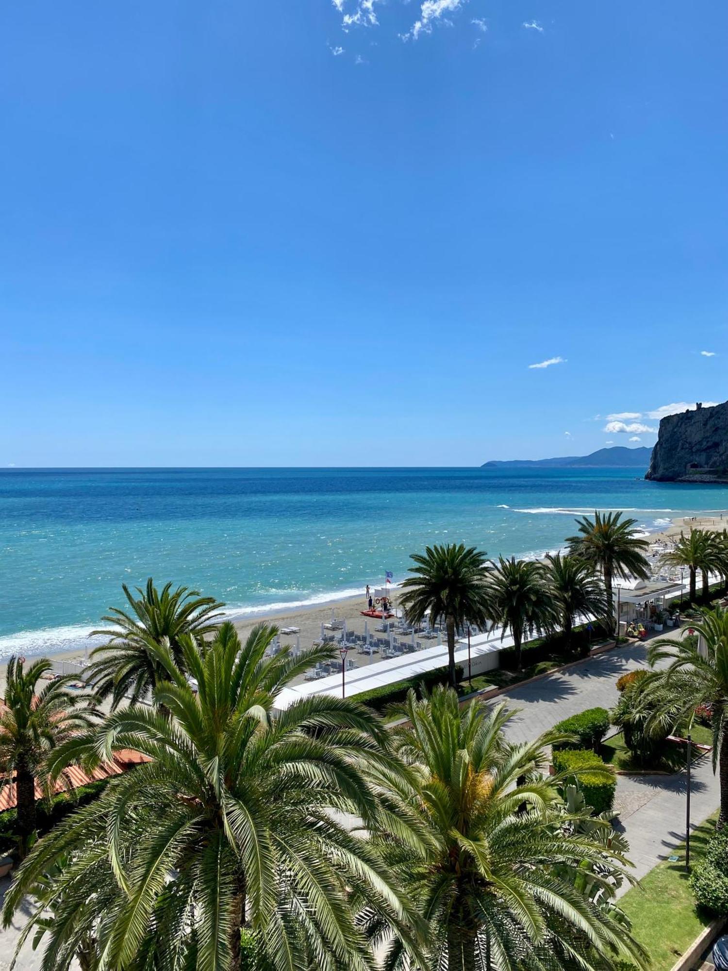 Hotel Gambone Finale Ligure Eksteriør bilde