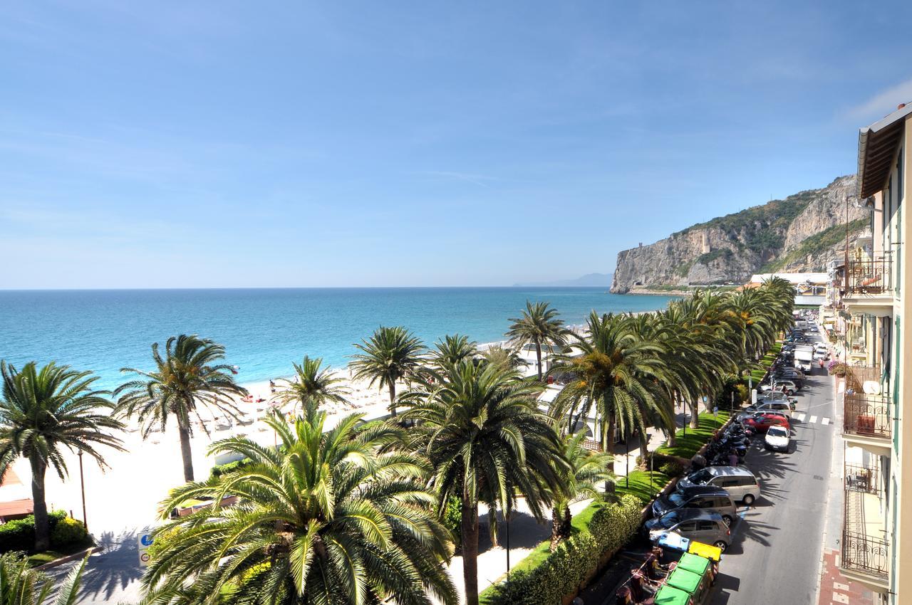 Hotel Gambone Finale Ligure Eksteriør bilde