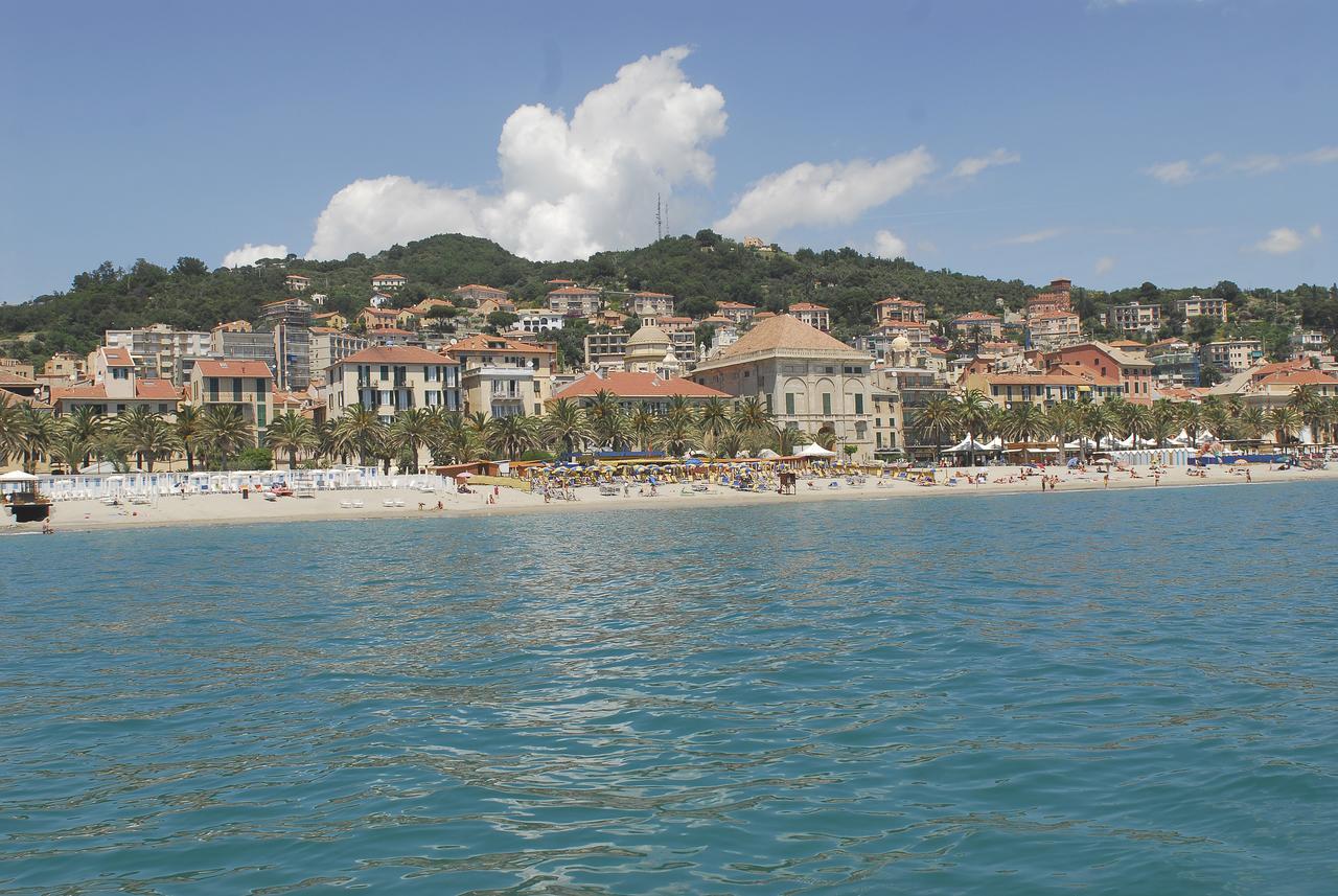 Hotel Gambone Finale Ligure Eksteriør bilde